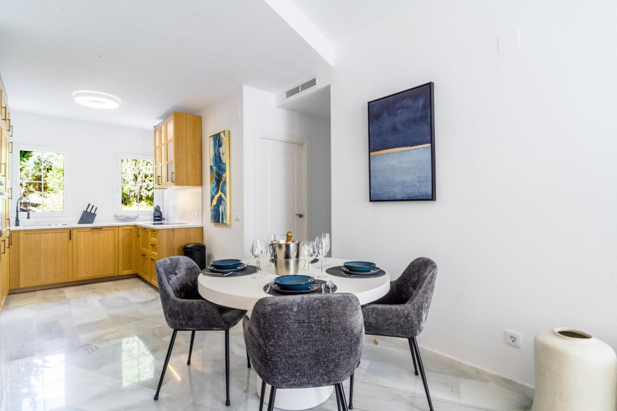 Real - Newly Reformed Apartamento Marbella